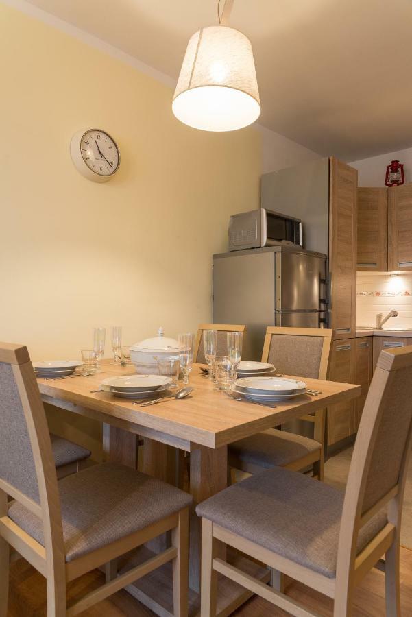 Apartament Na Urlop - Centrum - Przy Amfiteatrze - 500M Do Basenow ויסלאו מראה חיצוני תמונה