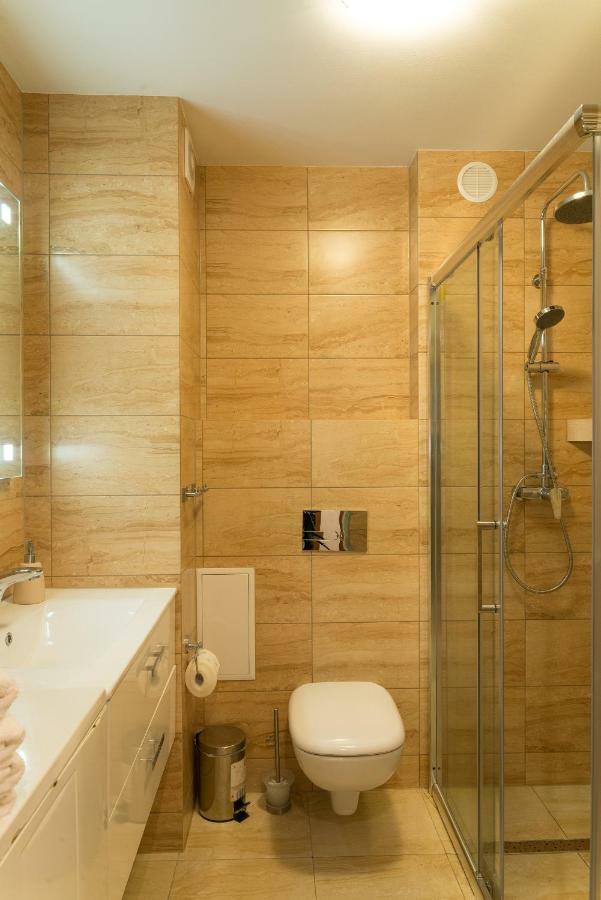Apartament Na Urlop - Centrum - Przy Amfiteatrze - 500M Do Basenow ויסלאו מראה חיצוני תמונה