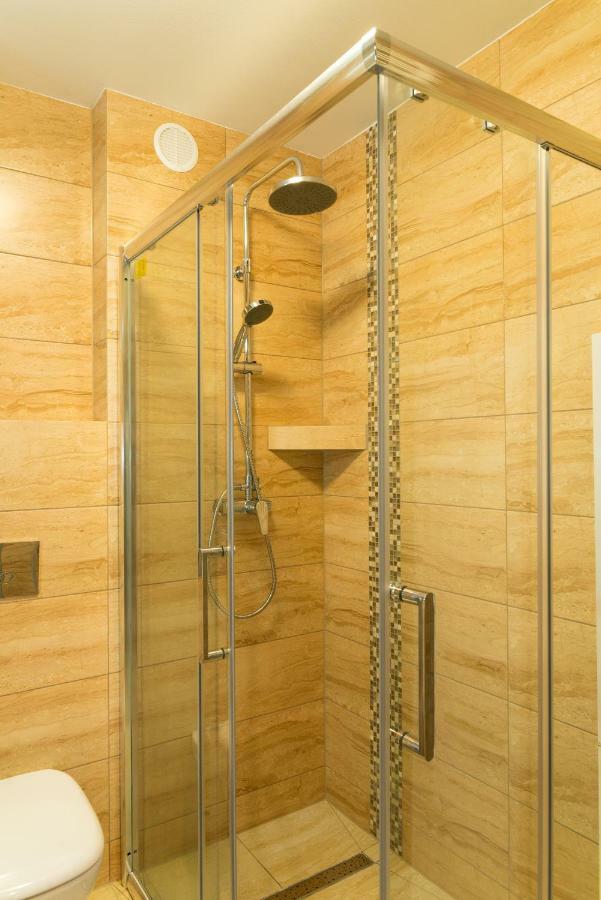 Apartament Na Urlop - Centrum - Przy Amfiteatrze - 500M Do Basenow ויסלאו מראה חיצוני תמונה